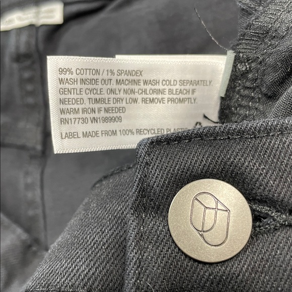 🆕 Original Use Men's Factory Distressed Slim Taper Black Jeans Var Sizes | NWT - Picture 10 of 10